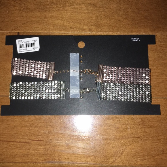 Two packs of choker necklaces - Picture 2 of 2